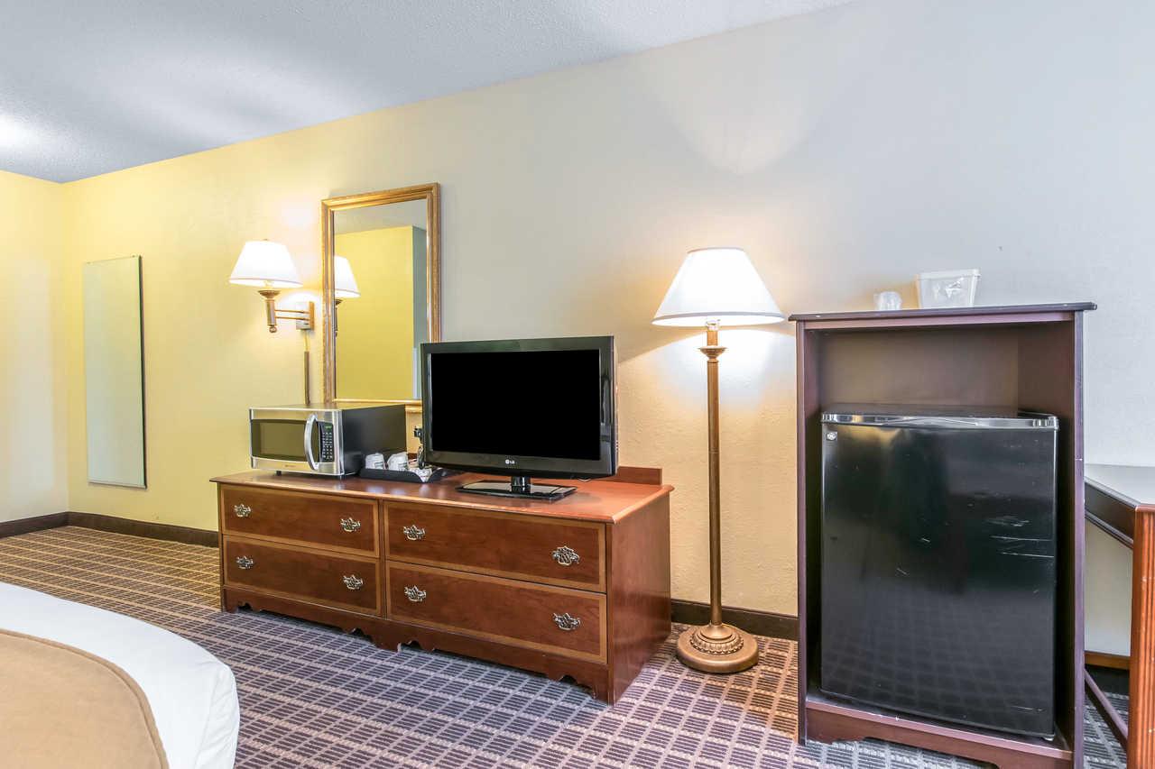 Quality Inn Дэнвилл Экстерьер фото