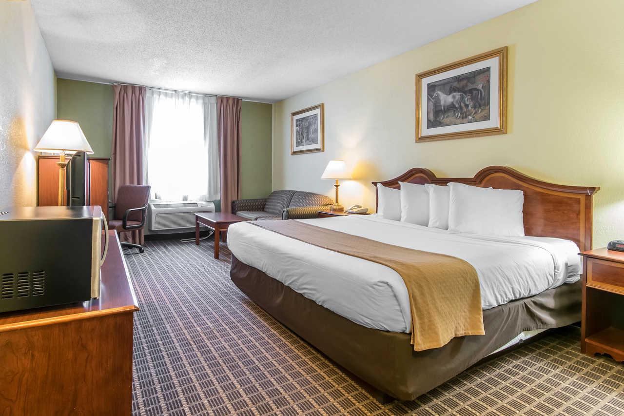 Quality Inn Дэнвилл Экстерьер фото
